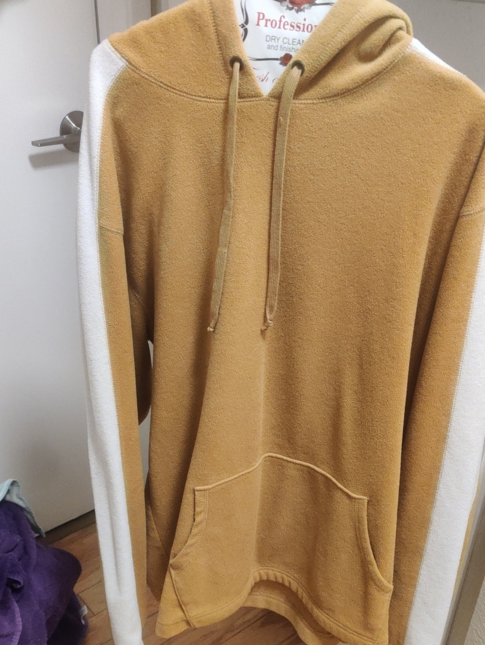 Foot Locker Men's Two-Tone Hooded Sweater - Camel & White, 2xl